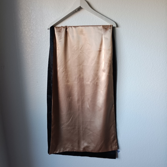 🌟3/$15 Worthington Black and Gold Scarf - Picture 2 of 7